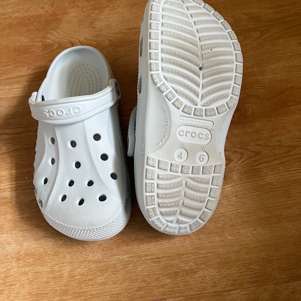 Crocs - Picture 2 of 2